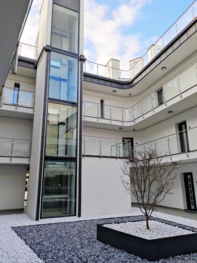 Royal Martin'S Apartment 凯斯特海伊 外观 照片